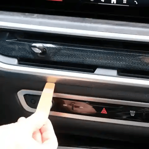 Animation of Offroam Mounting Base installation for BMW X5 2024-2026 | X6 2024-2027 | X7 2023-2027. This premium all metal phone mounting base installs easily without drilling or glue. Perfect placement without blocking screens, driver view, or air flow.