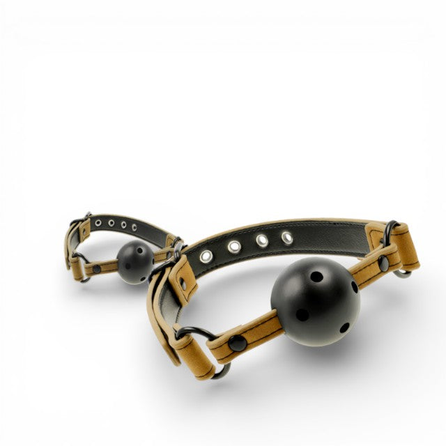 Căluș FETISH SUBMISSIVE Breathable Gag, pentru jocuri erotice BDSM, cu bilă din neopren, culoare maro