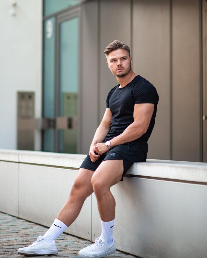 Premium Longline Classic (Black) - Athletic Aesthetics