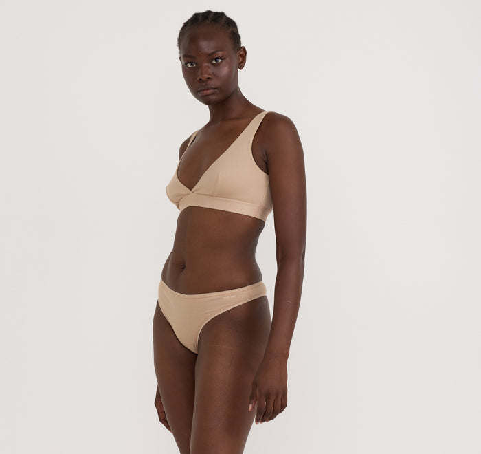 Core Rib Plunge Bralette