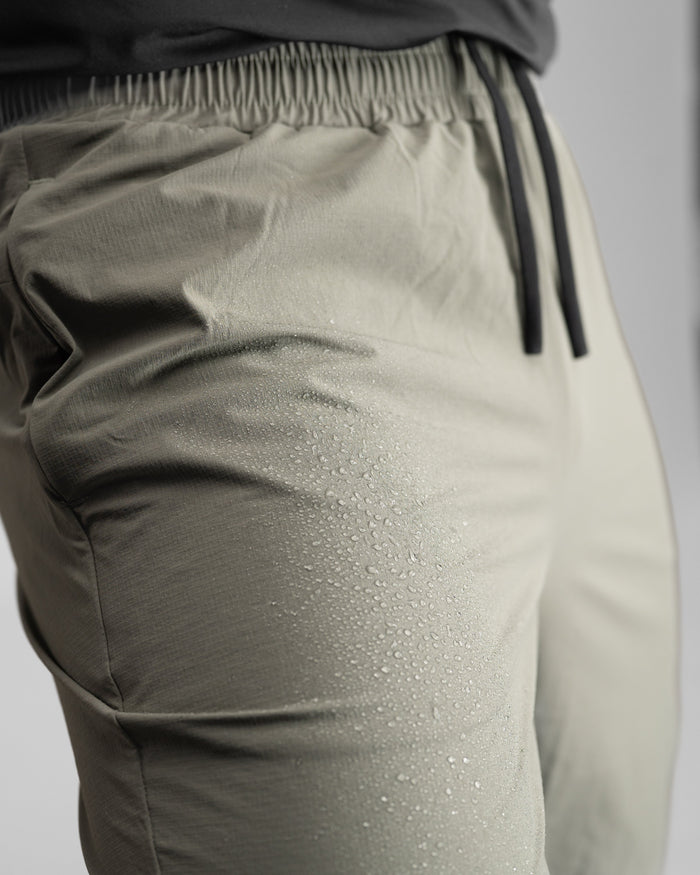 Elite Windbreaker Jogger (Light Olive) - Athletic Aesthetics