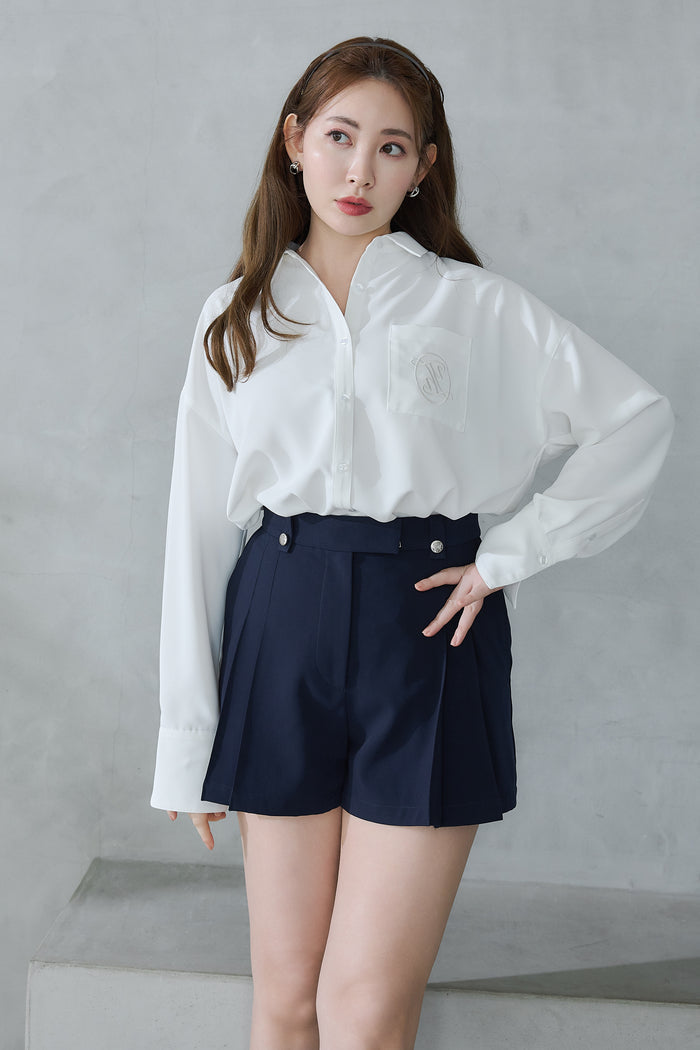 Front Tuck Twill Shorts