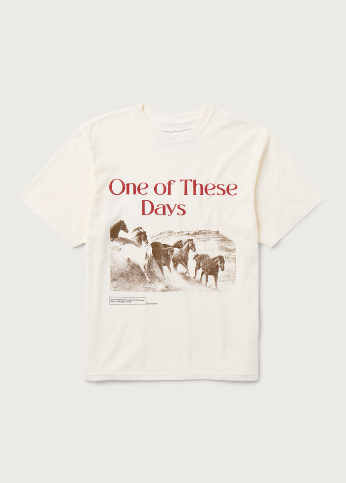 GLAD YOU'RE HERE WITH ME TEE S/S - BONE
