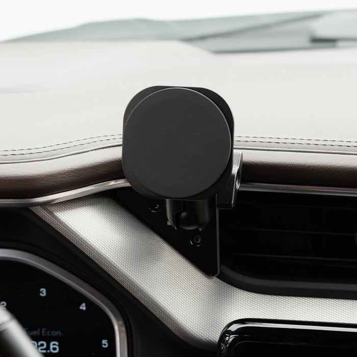 GMC Sierra 1500 2022-2026 | Sierra HD 2024-2026  (AT4, AT4x, Denali, Denali Ultimate) MagSafe-compatible Phone Mount