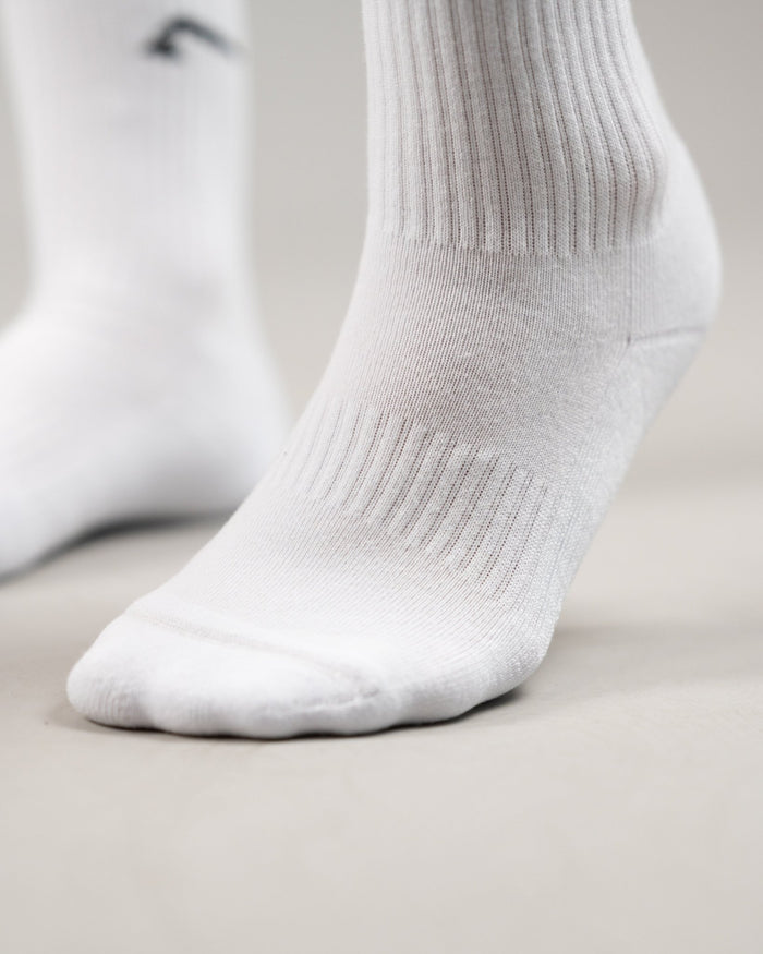 Hohe Sportsocken / Cushioned Crew Socks 3er Pack (White) - Athletic Aesthetics