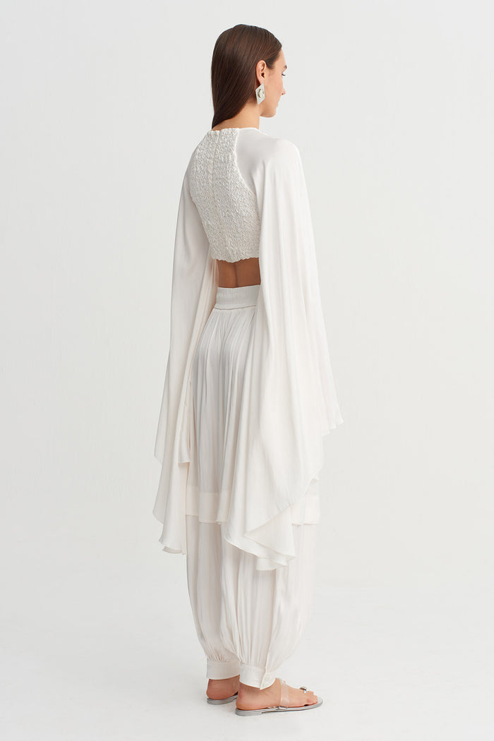 Kırık Beyaz Pelerin Kollu Saten Crop Bluz-Y261011102