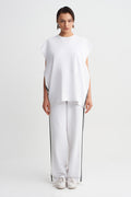 Kırık Beyaz Şerit Detaylı Oversize T-Shirt-Y261011118