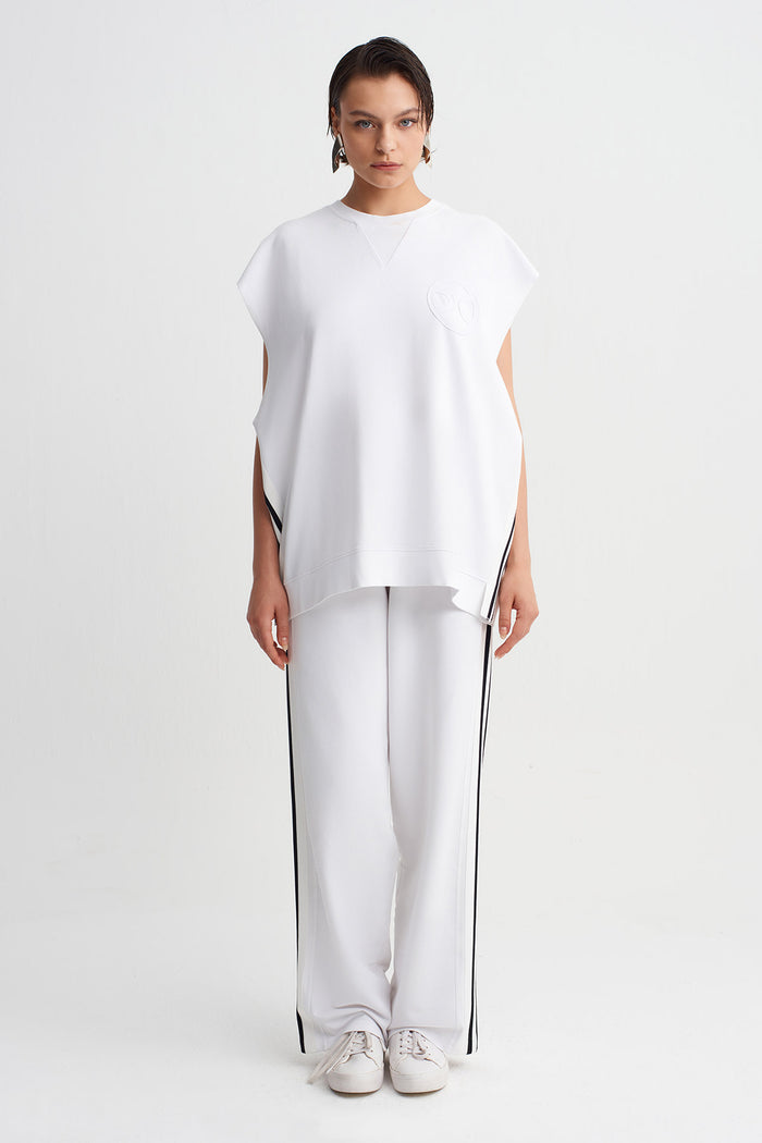Kırık Beyaz Şerit Detaylı Oversize T-Shirt-Y261011118