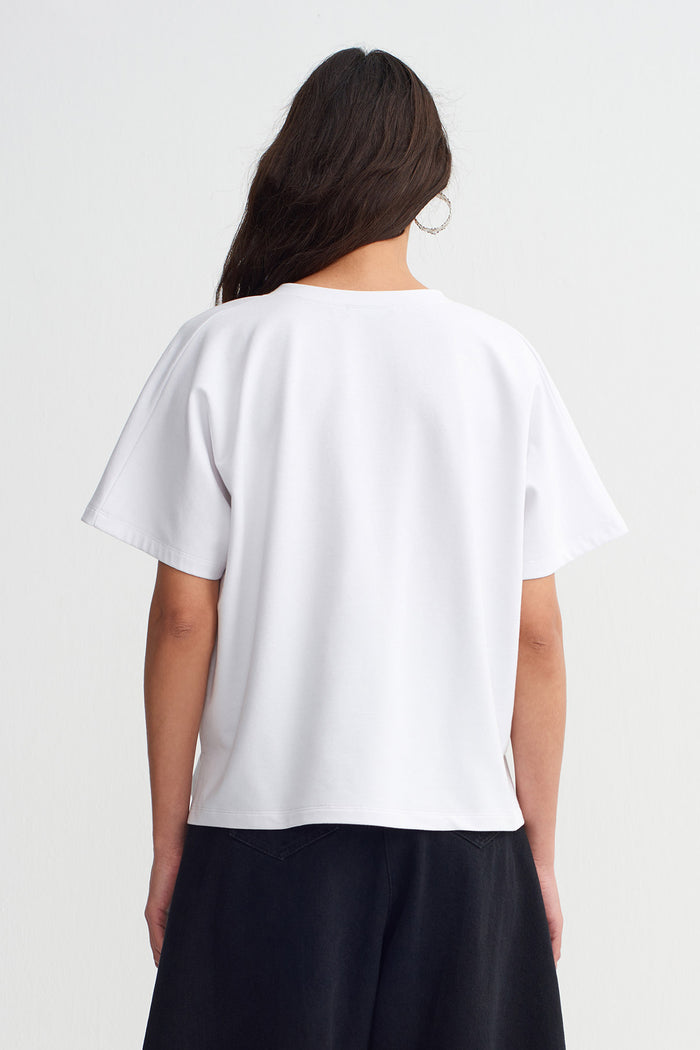 Kırık Beyaz V Yaka Basic T-Shirt-K261011045