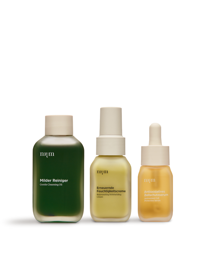 Milder Reiniger, Erneuernde Feuchtigkeitscreme und Antioxidatives Zellschutzserum von nkm