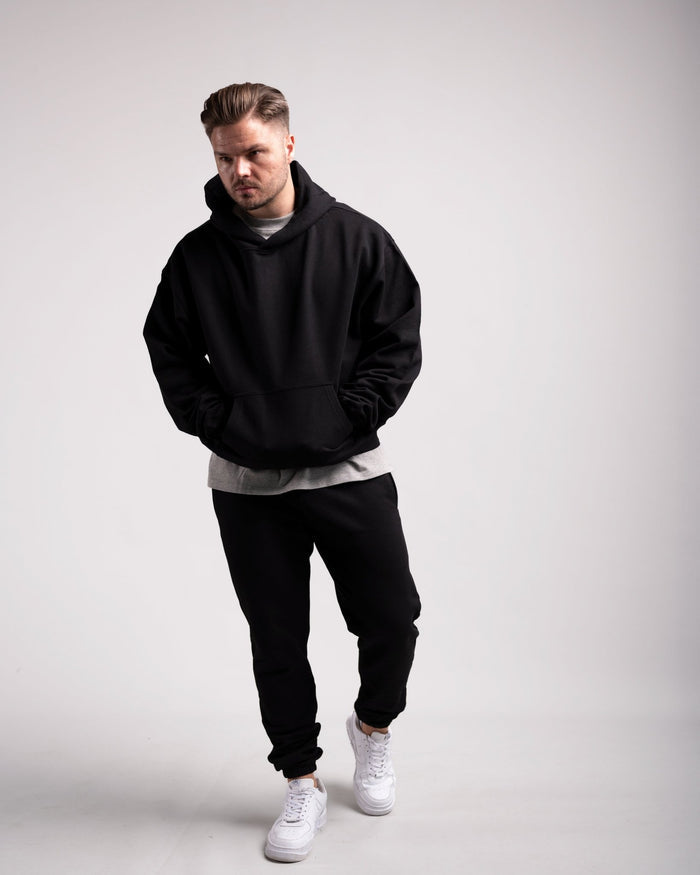 Oversized Hoodie (Black) - HQ Basics - Athletic Aesthetics