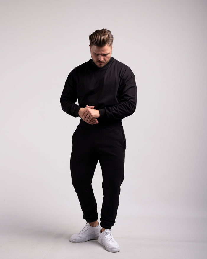 Oversized Longsleeve (Black) - HQ Basics - Athletic Aesthetics