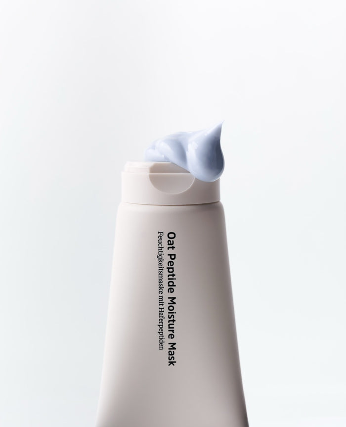 Oat Peptide Moisture Mask mit Konsistenz, die aus der Tube kommt