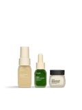 Erfrischender Reiniger, Algen-Hyaluronserum und Ultrafeuchte 24h Barriere Creme von nkm in Reisegrößen