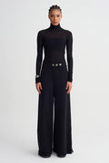 Siyah Metal Düğme Detaylı Geniş Paça Pantolon-K263013008