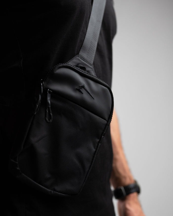 Umhängetasche (Black) - Athletic Aesthetics